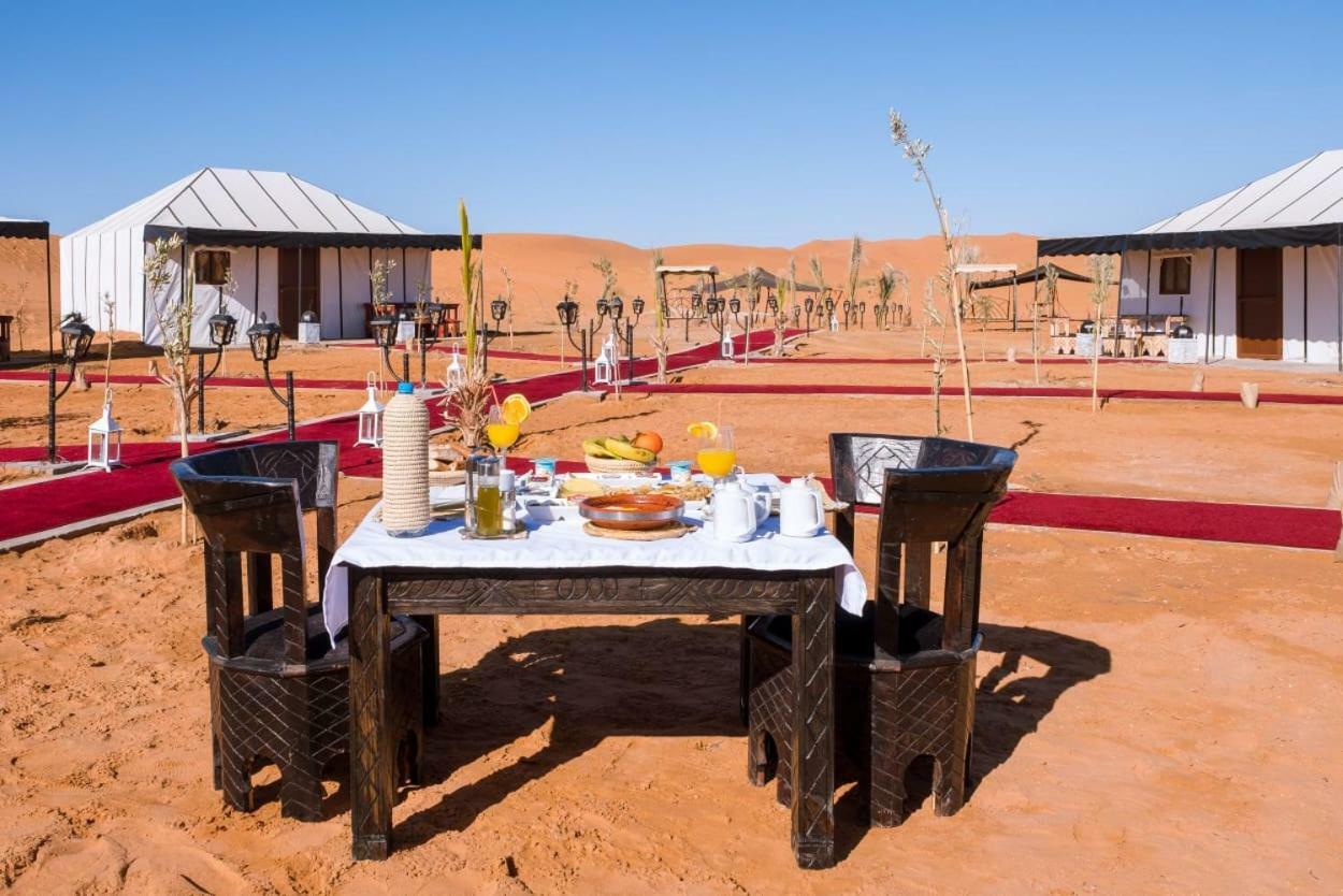 Ammar Luxury Camp Hotell Merzouga Exteriör bild